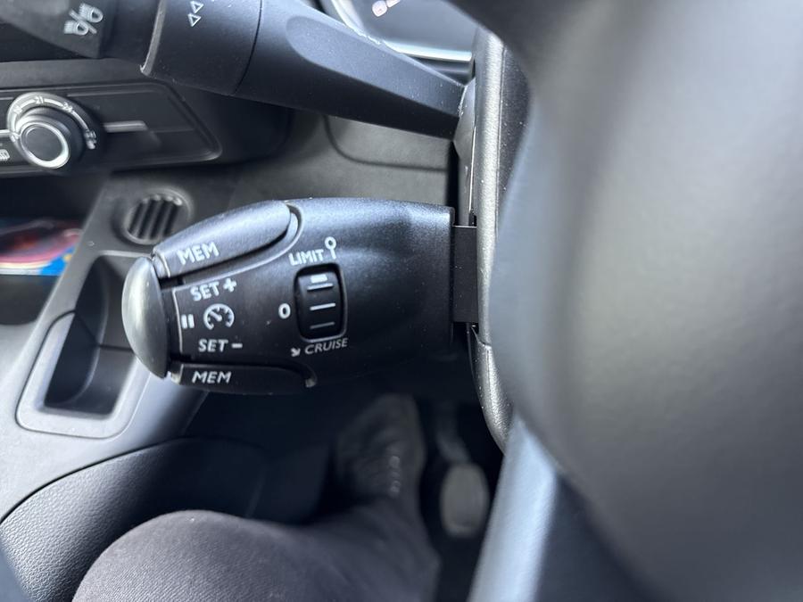 Citroen Berlingo Photo e3b56112-3e0c-4e7a-98c6-15cf646dcc96.jpg