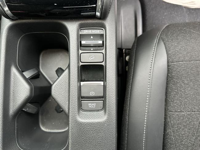 Honda HR-V Photo e3c69c92-495b-429a-b9fd-e8b8252568ac.jpg