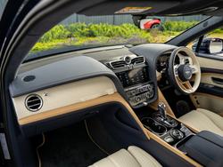 BENTLEY Bentayga  Photo 2