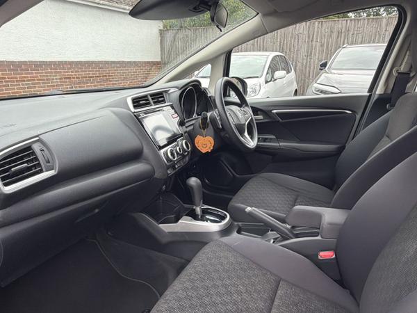 Honda Jazz Photo 1
