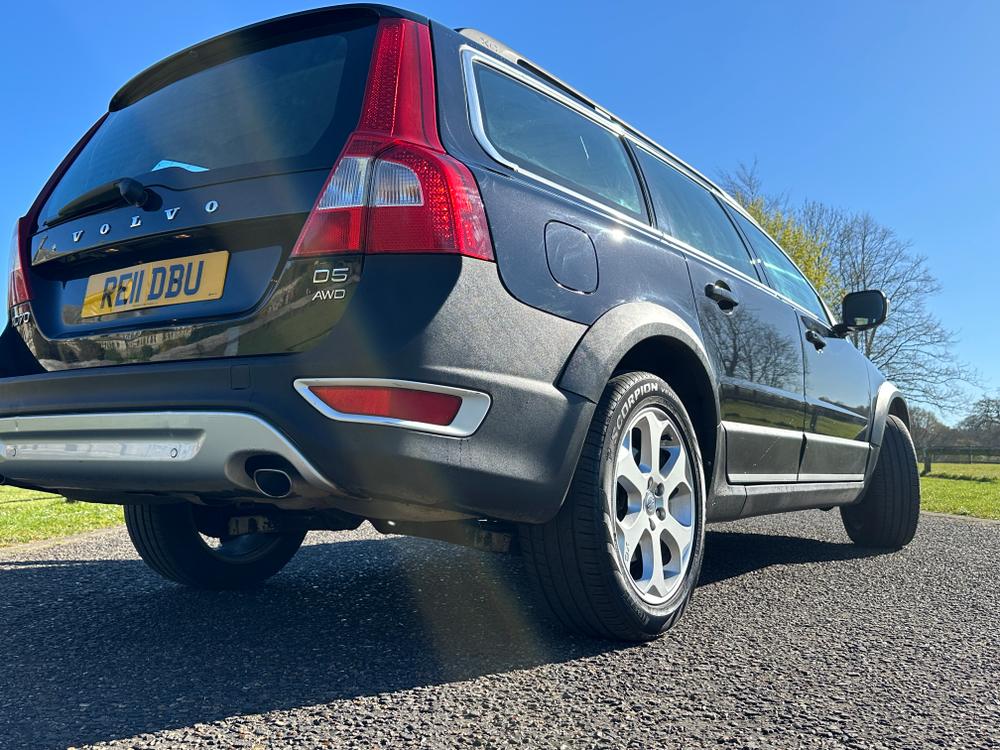 Used Volvo XC70 RE11DBU 7