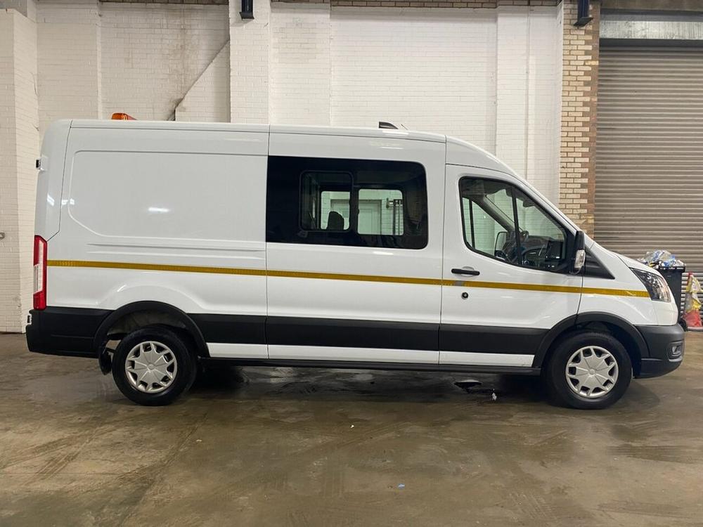 Ford Transit Photo e3e36507-f5de-49c5-a1b6-c5aaee8f7ce4.jpg