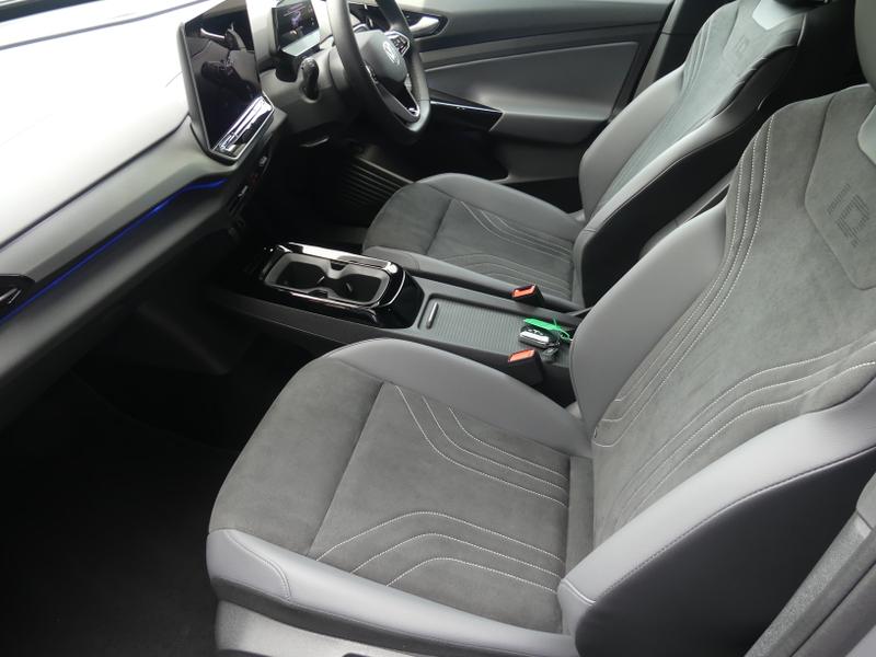 Volkswagen ID.4 Photo e412e14b-9caf-43d9-b605-59d6bae1cb20.jpg