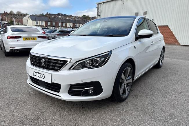 PEUGEOT 308 Photo 28