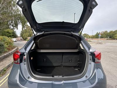 Mazda Mazda2 Photo 11