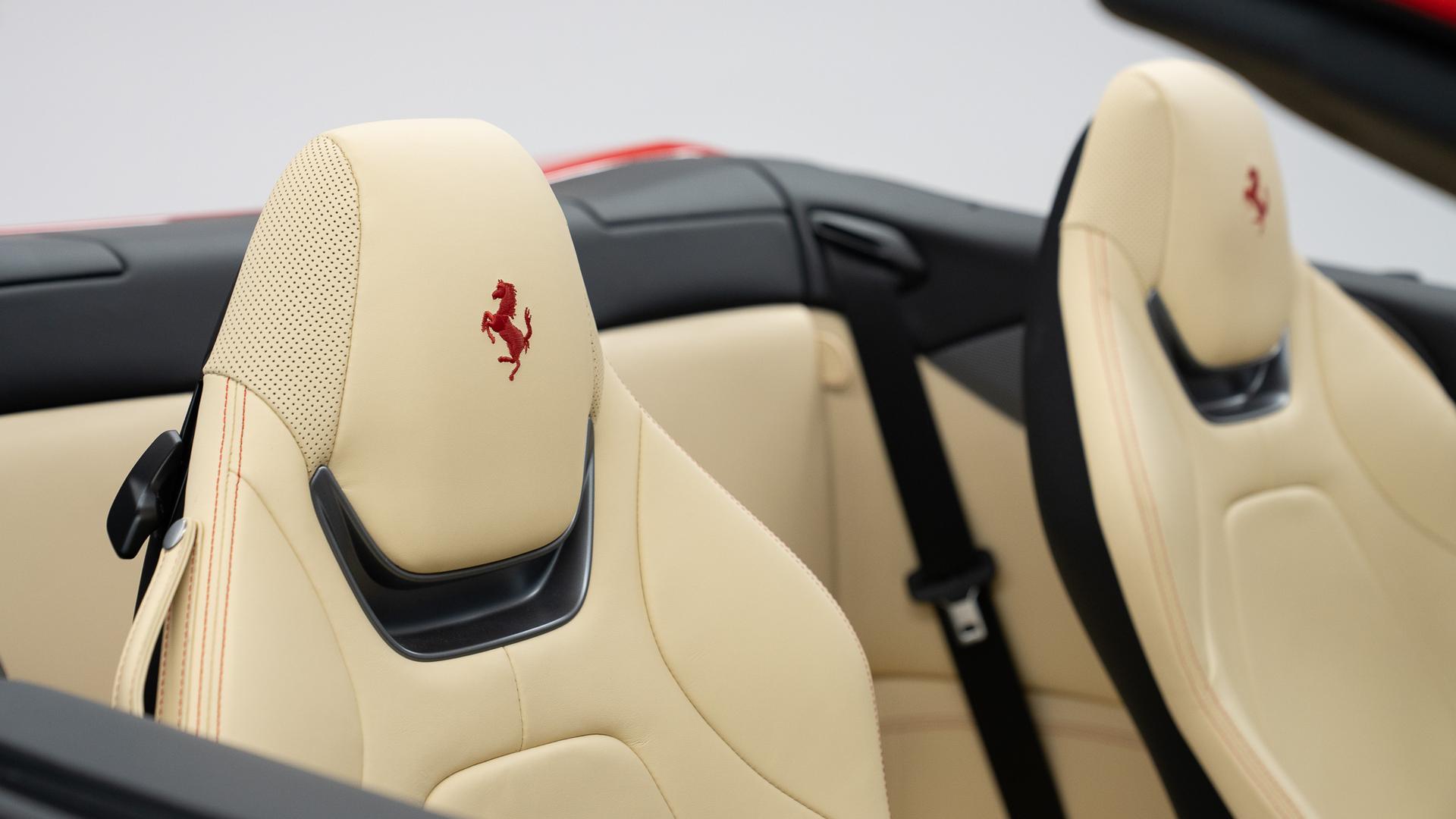 Ferrari Portofino Photo e430c482-6fd5-46d9-9669-dd8d4f006885.jpg