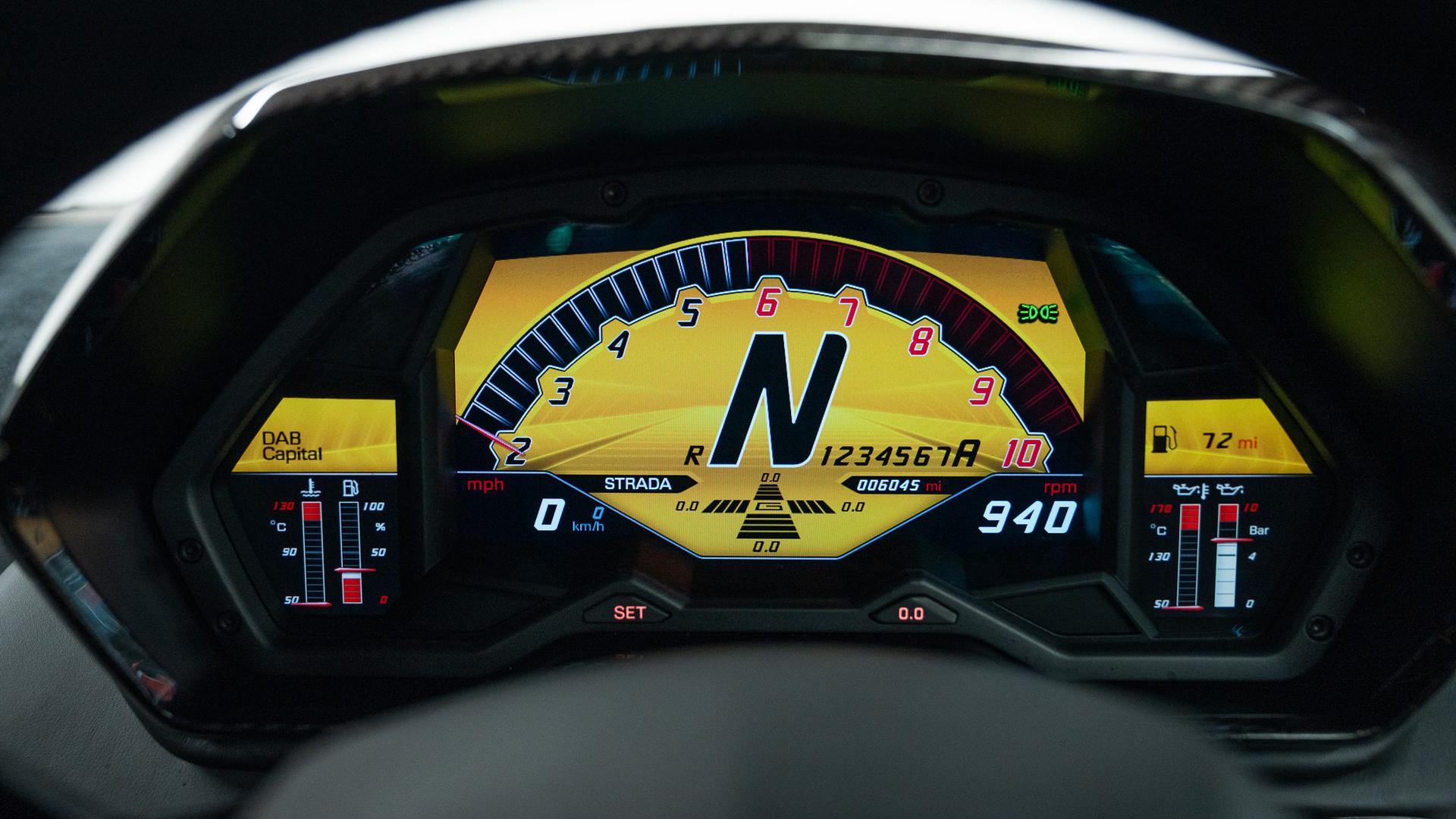 LAMBORGHINI Aventador Photo e43bc25a-9c82-4de2-9a87-340809b0a54b.jpg