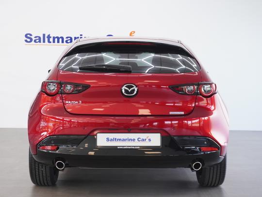 Mazda 3 Photo e451ff79-d247-44c1-9600-9c9975989fda.jpg