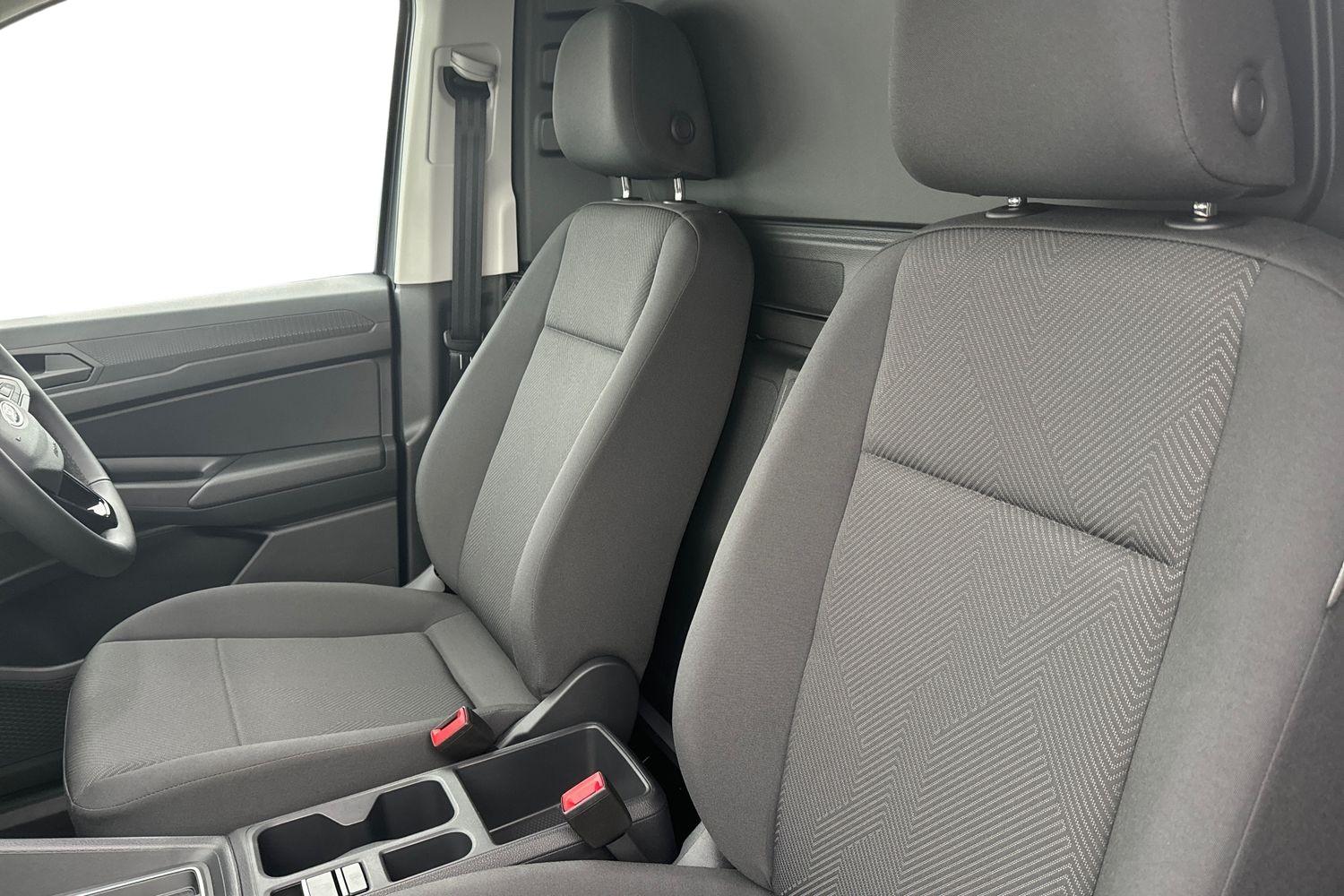 Ford TRANSIT CONNECT Photo 9