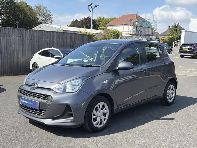Hyundai i10 Photo e45cdf22-6fc5-471c-9c6e-ff06e0da5017.jpg