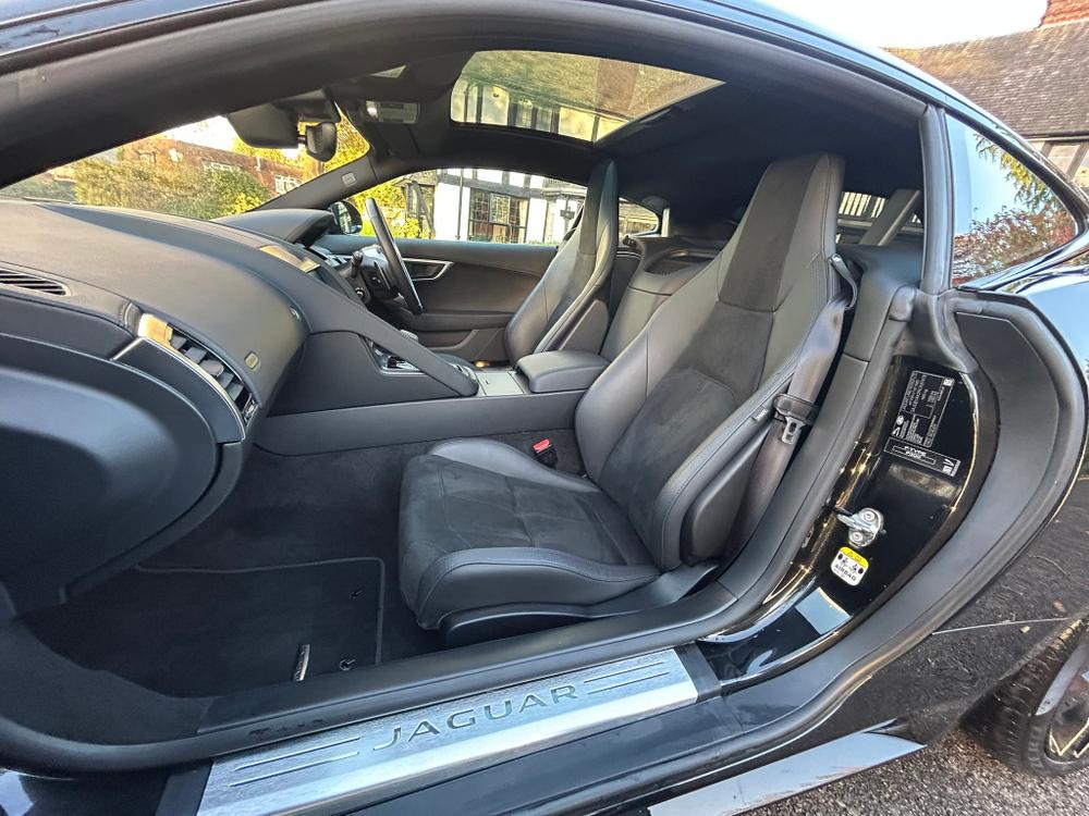 Used Jaguar F-Type MV24LWZ 28