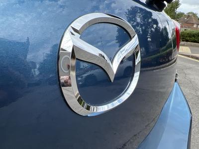 Mazda Mazda2 Photo 32