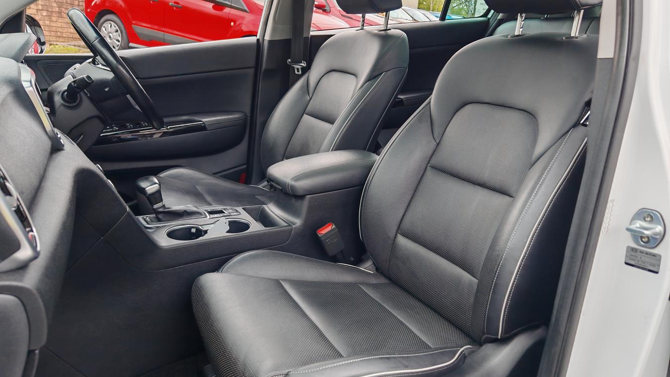 Used Kia Sportage LA69HHC 23