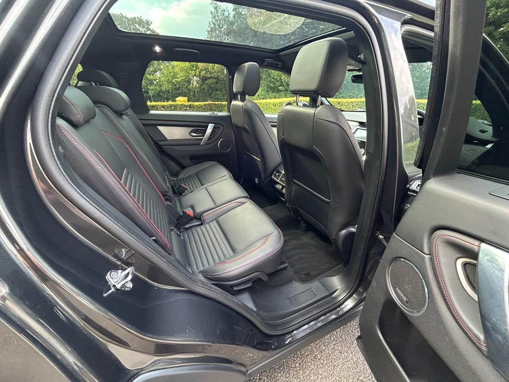 Used Land Rover Discovery Sport AU71OKE 11