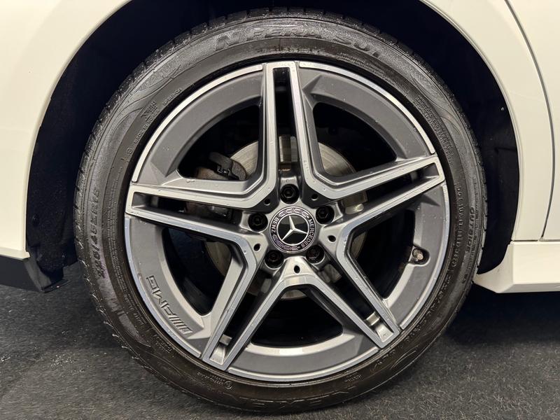 Mercedes-Benz CLA Photo e49319bf-f4ba-4974-9aec-d793af881947.jpg