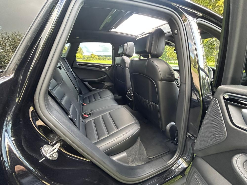 Used Porsche Macan YO72UHW 20