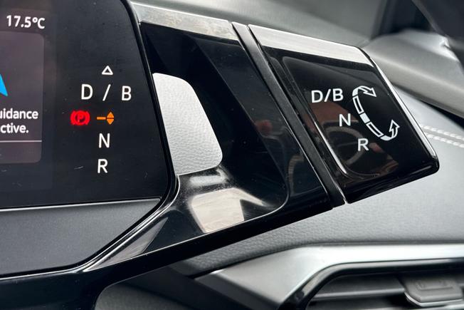 VOLKSWAGEN Id.5 Photo 31
