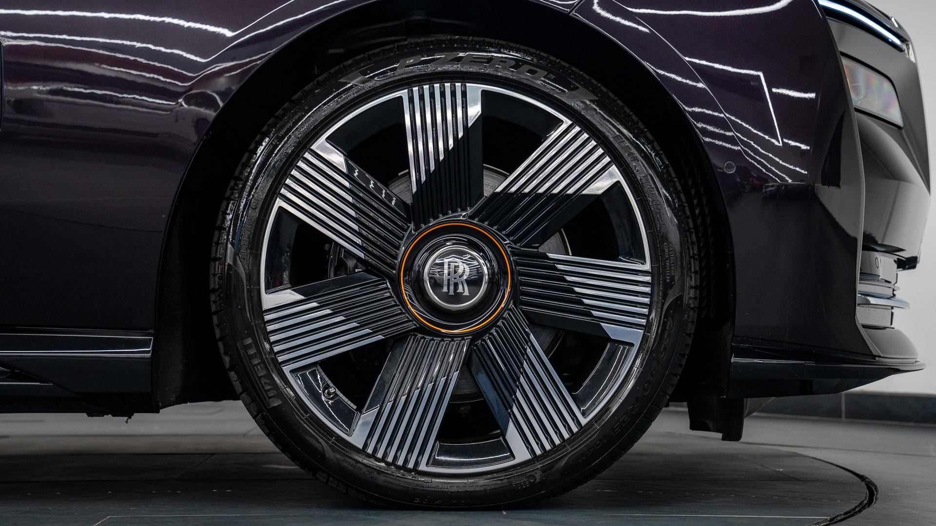 Rolls-Royce Spectre Photo e4b3524b-cfec-4ae0-a02c-407de8e02cfd.jpg