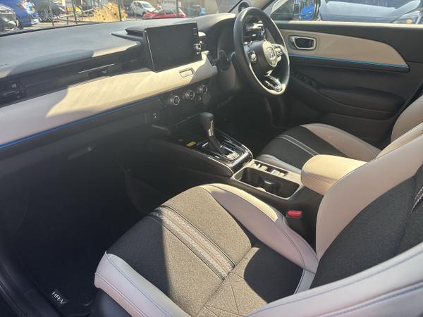 Honda HR-V Photo 1