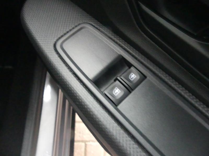 Dacia Jogger Photo e4cce25e-0cc2-4d6b-b45a-a12b2d938fdc.jpg