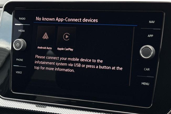 VOLKSWAGEN T-Cross Photo 19