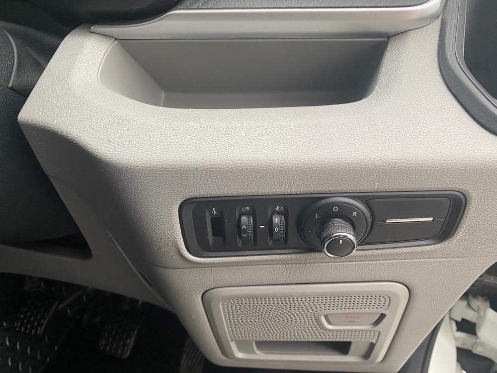 MAXUS Deliver 9 Photo e4e44bcb-104a-4f1e-8c35-d8d25b63a2e6.jpg