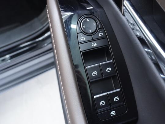 Mazda CX-30 Photo e4e5501d-2d28-4c57-95d7-d2d1b0631af9.jpg