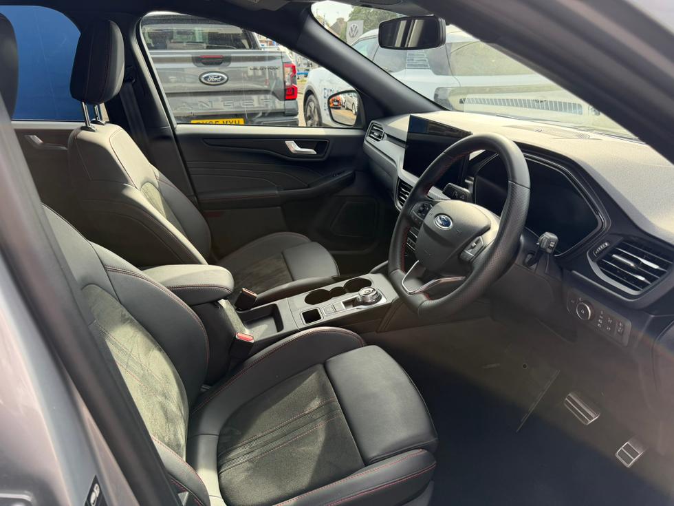 Ford Kuga Photo e4ef1ce3-bfdb-49aa-bfb3-8d29d88b13bb.JPEG
