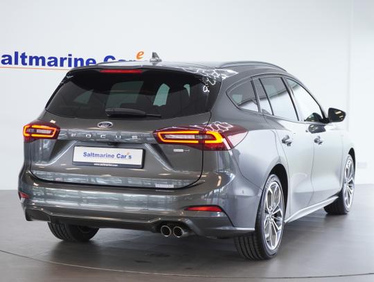 Ford Focus Photo e4ffb5a4-de1e-4876-ac22-4b4033b1de15.jpg