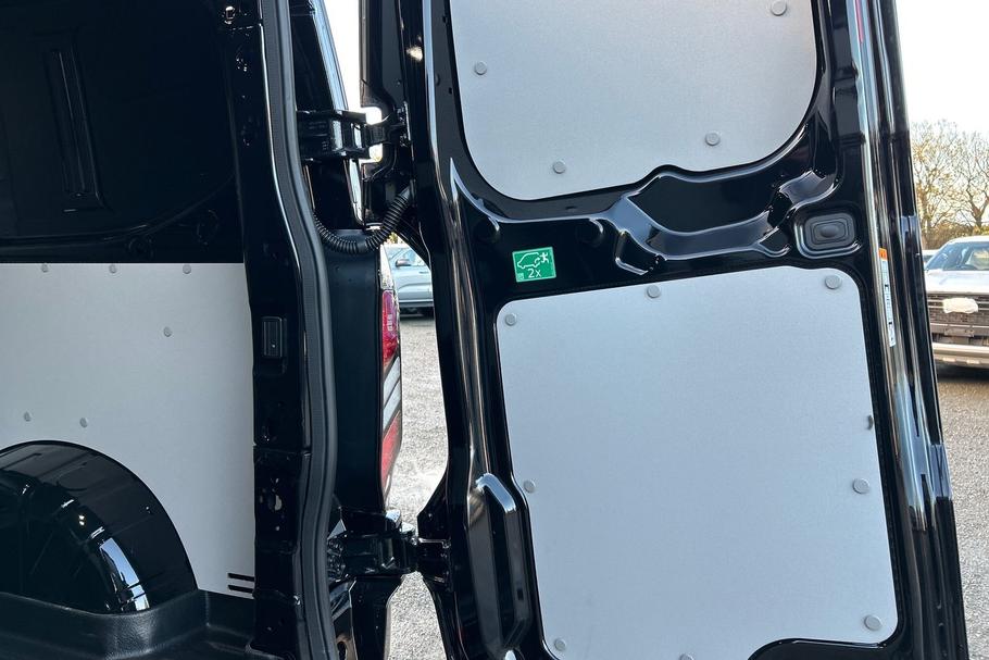 Used Ford TRANSIT CUSTOM 12/N042061 29