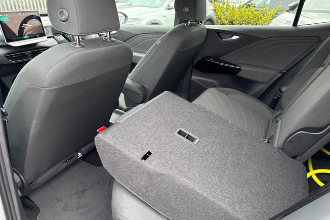 VOLKSWAGEN ID.3 Photo 40