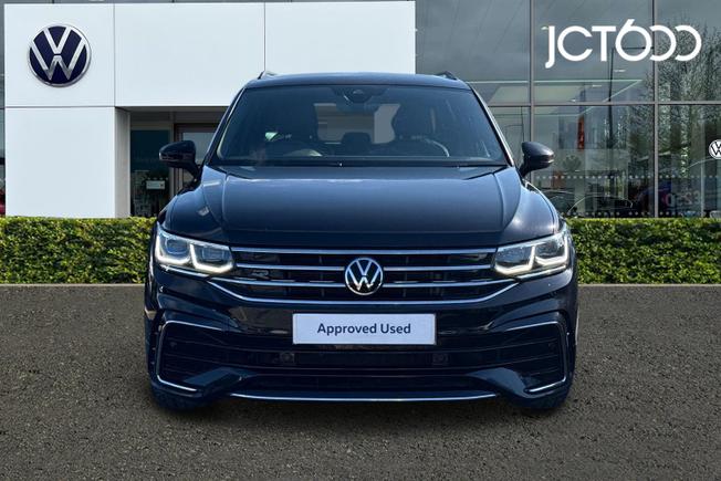 VOLKSWAGEN Tiguan Photo 6