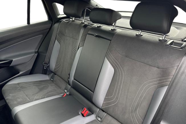 VOLKSWAGEN Id.5 Photo 11
