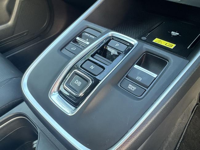 Honda CR-V Photo e533a16b-578a-473f-80a4-39121030dc84.jpg