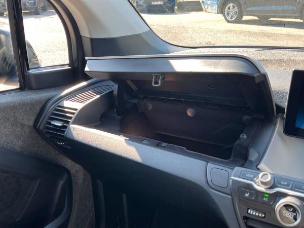 BMW i3 Photo e5467bc8-0f0d-4e27-a538-ec9906e2a267.jpg
