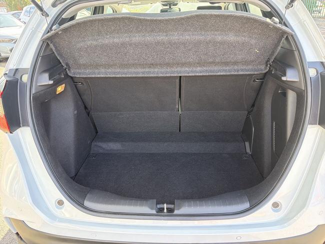 Honda Jazz Photo e5606189-b0ba-4b06-a201-69a25b082c36.jpg