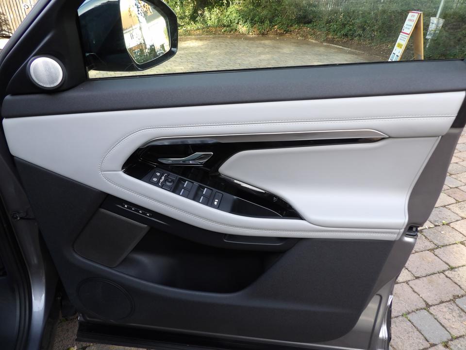Used Land Rover Range Rover Evoque KR22PWL 9