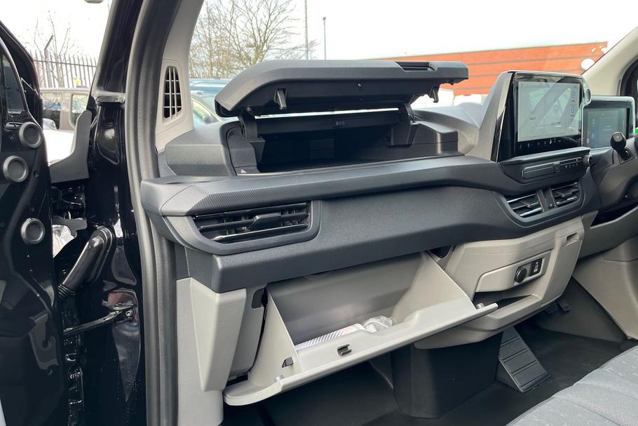 Used Ford CUSTOM CUSTOMPHEV16 27