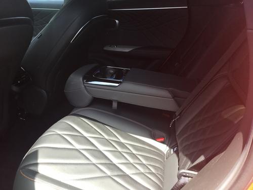 Changan Deepal S07 Photo e56ffded-529b-4793-bfc5-62d5e97aa272.JPG