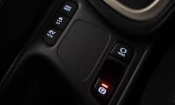 MAZDA 2 Hybrid Photo 10