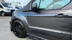 Ford Transit Connect Photo 9