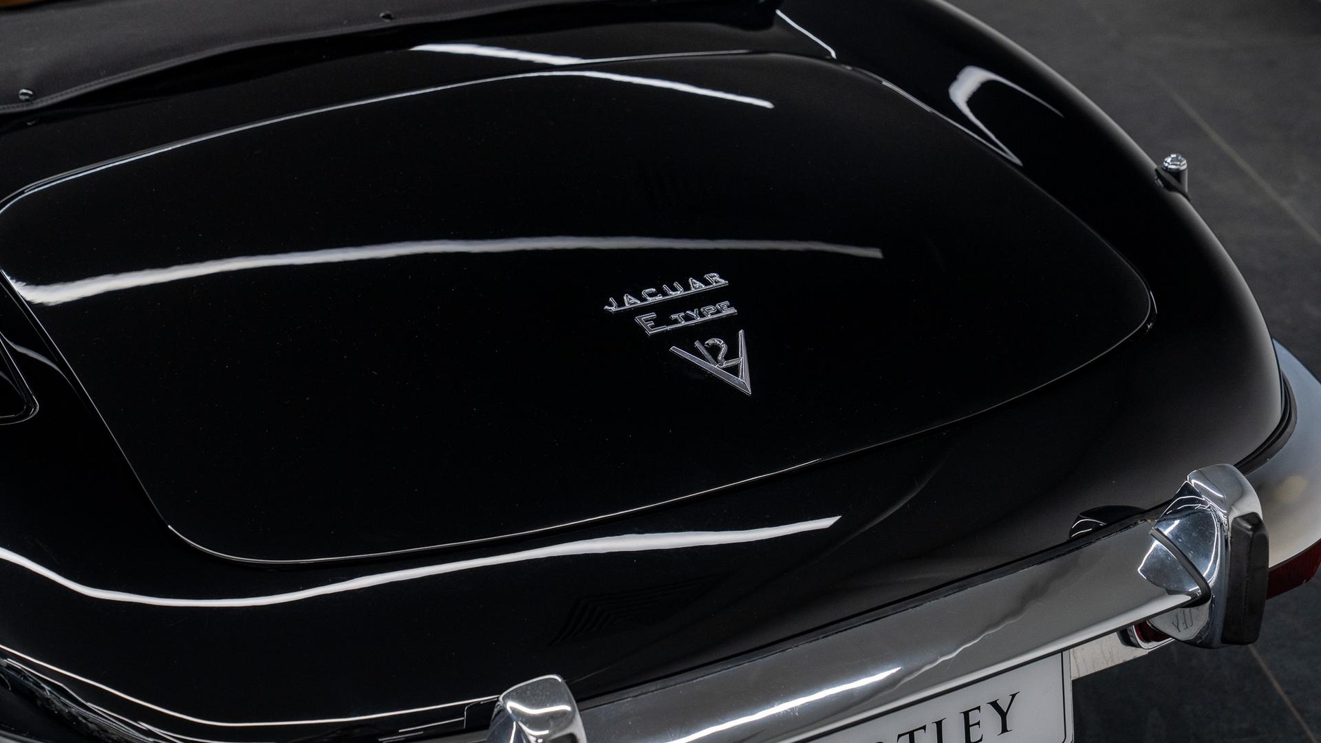 Jaguar E-Type Series III V12 Photo e57808fb-e356-4d41-a631-4b83b298ebef.jpg