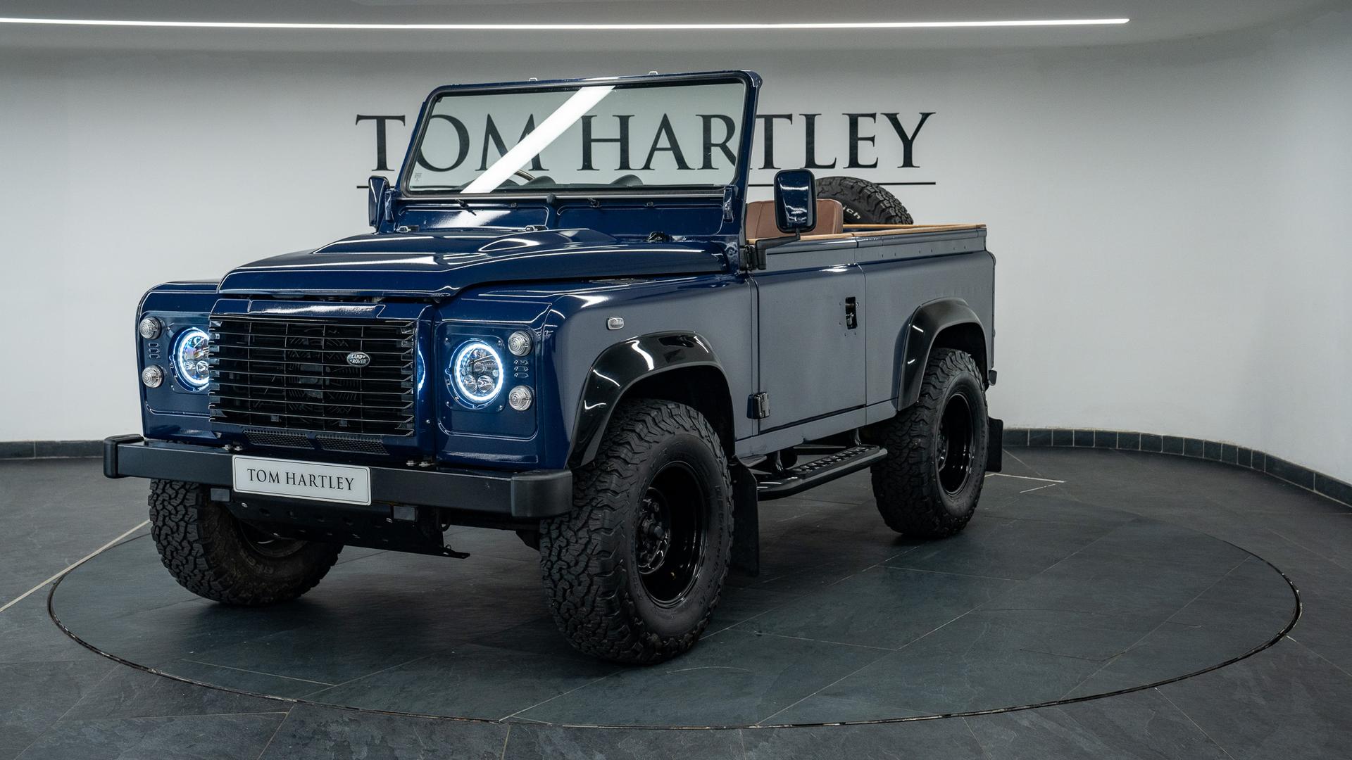 2015 Land Rover Defender 90 XS Speedster by Greenwood Automotive 3