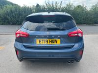 Ford Focus Photo 6