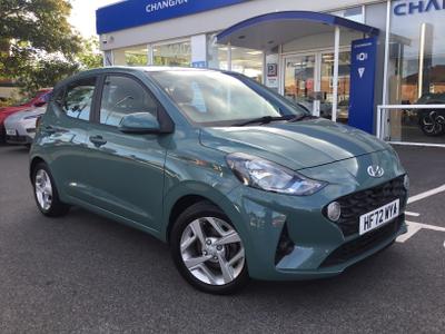 Hyundai i10 Photo 0