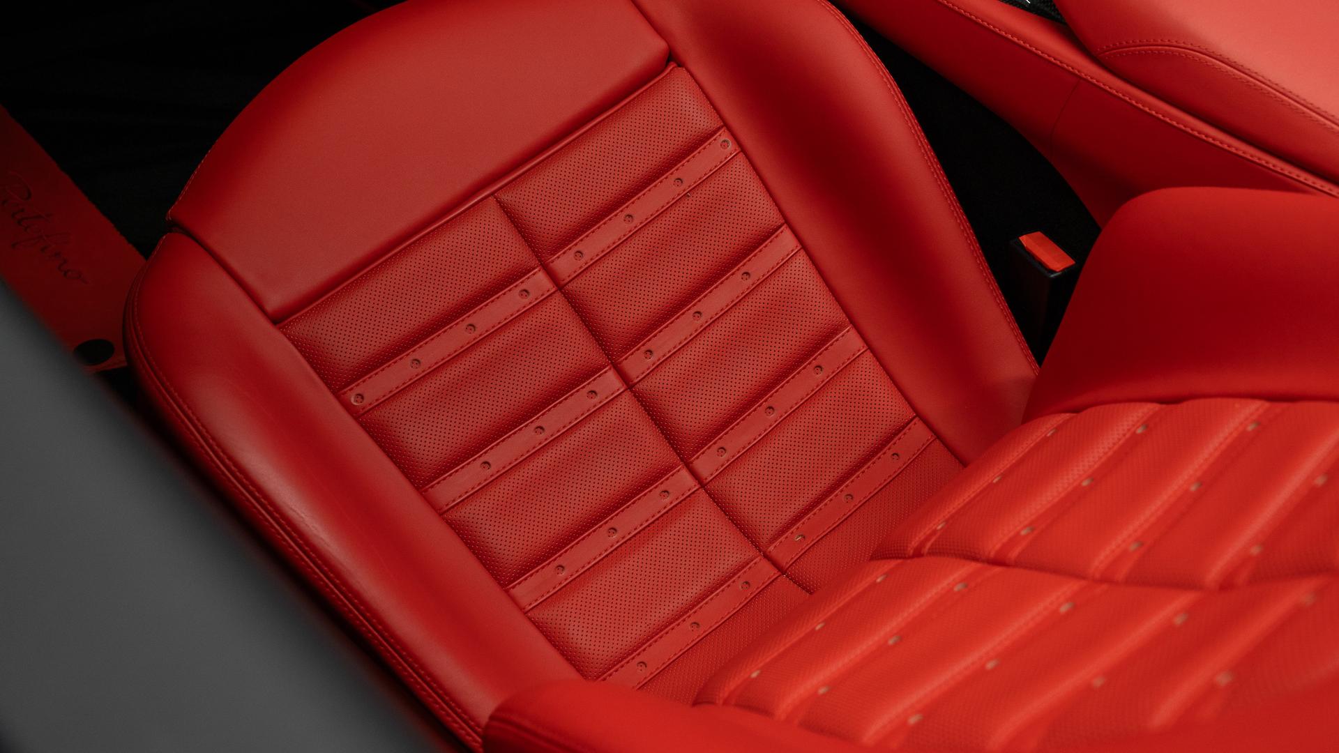 Ferrari Portofino Photo e5ad9f12-0c7c-435b-bc28-4c6134e07b7b.jpg