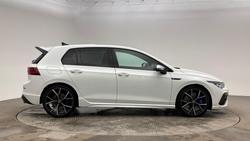 VOLKSWAGEN Golf Photo 4