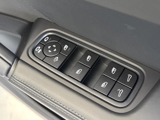 PORSCHE Cayenne Photo 36