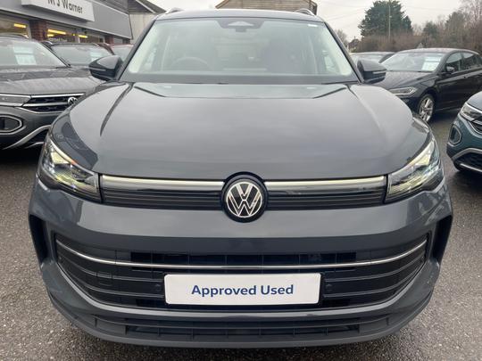 Volkswagen Tiguan Photo e5c548e5-1a8a-4332-9e48-2f79d04febb9.jpg