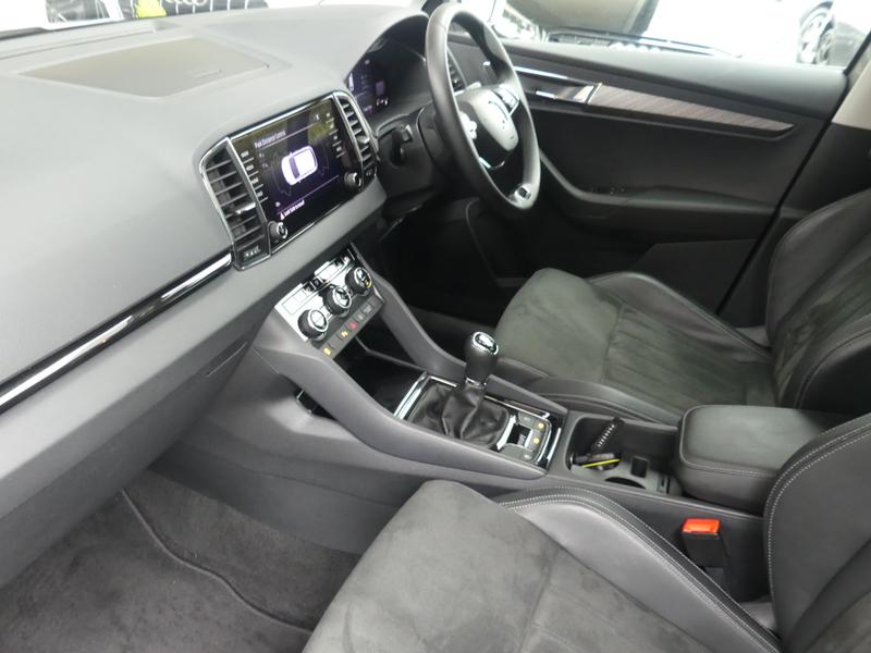 Skoda Karoq Photo e5cff260-63e2-486b-a3b9-a001854085dc.jpg